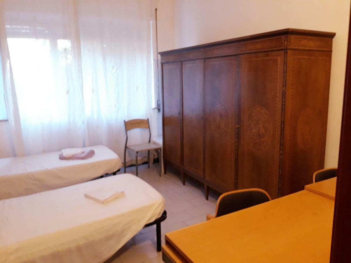 Bed In Siena Hotel Tognazza Exterior photo