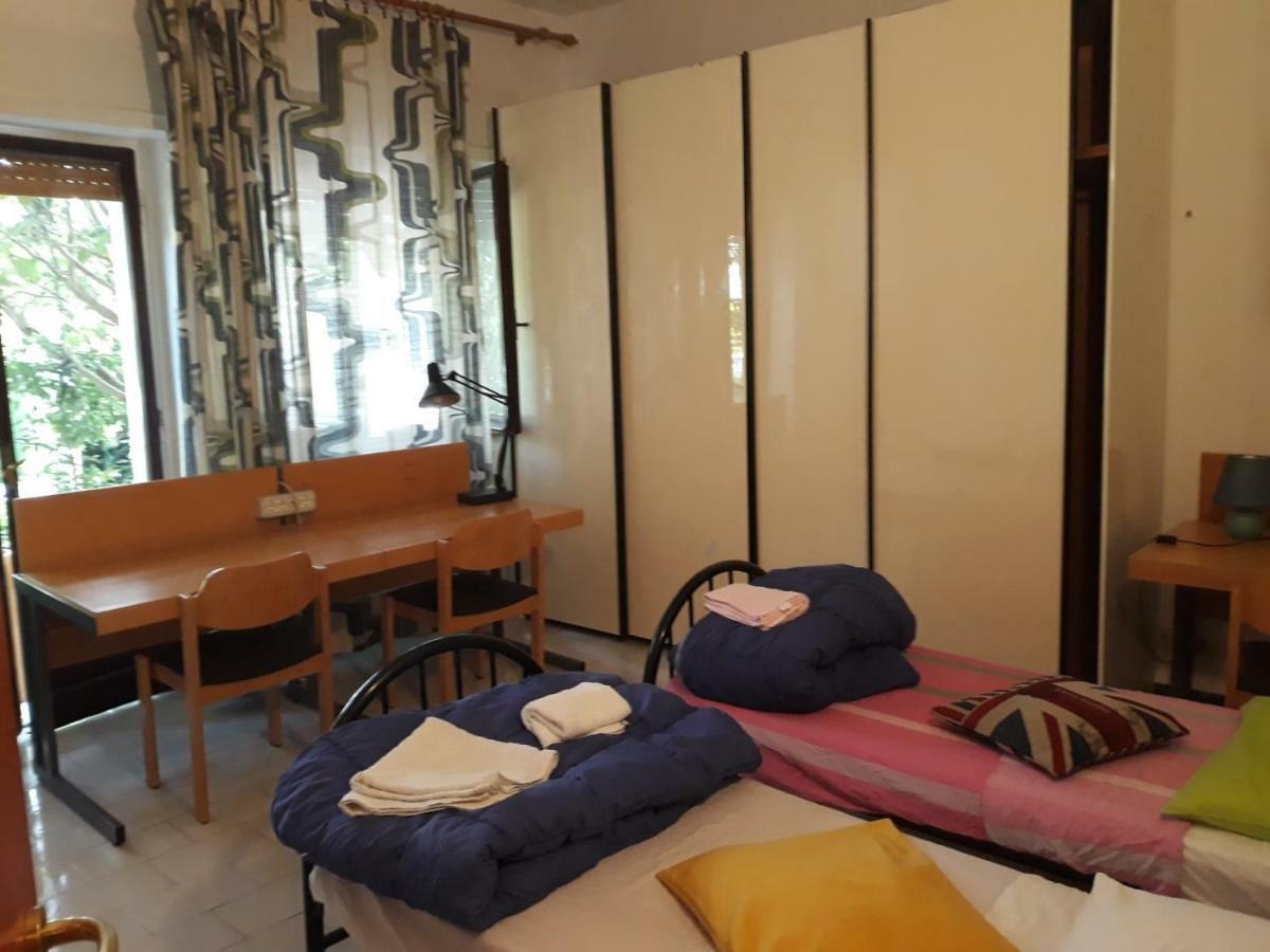 Bed In Siena Hotel Tognazza Exterior photo