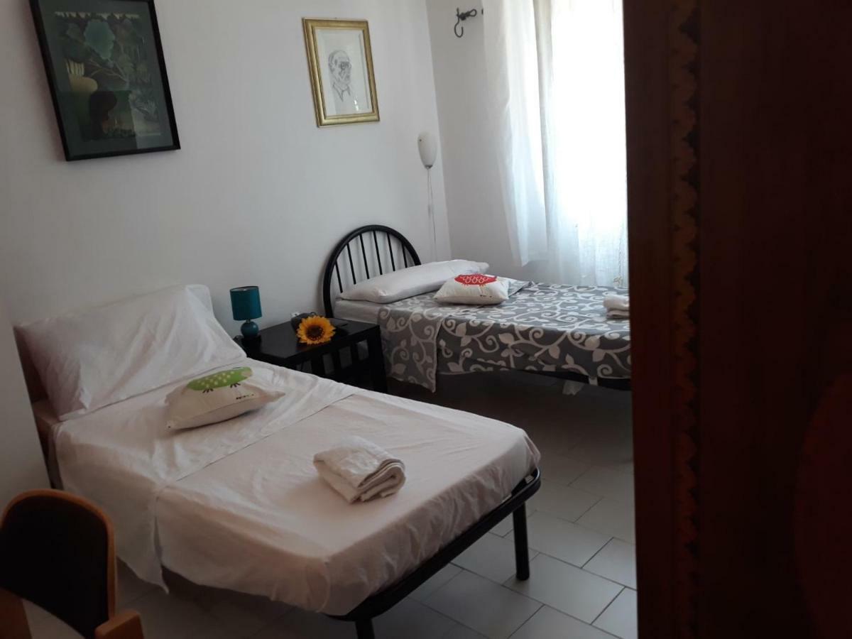 Bed In Siena Hotel Tognazza Exterior photo
