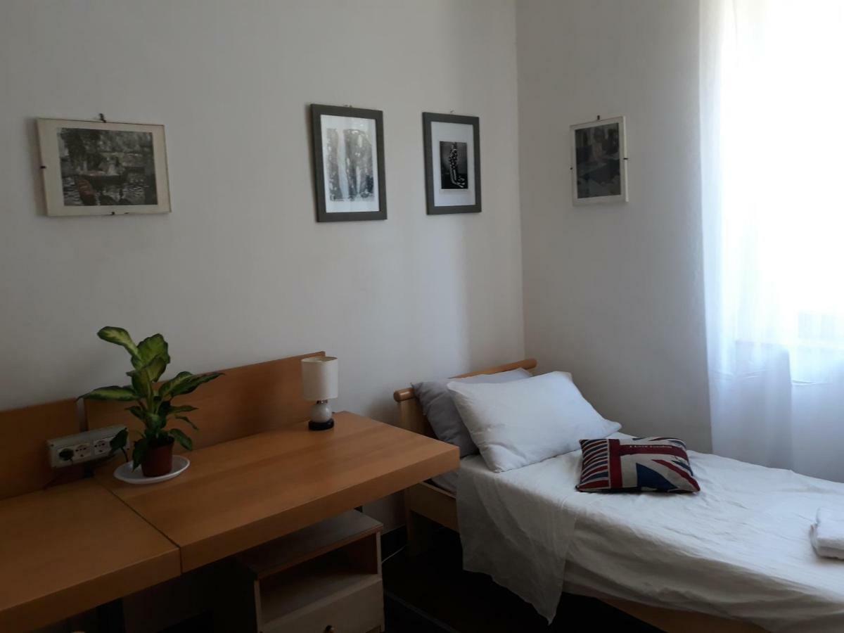 Bed In Siena Hotel Tognazza Exterior photo